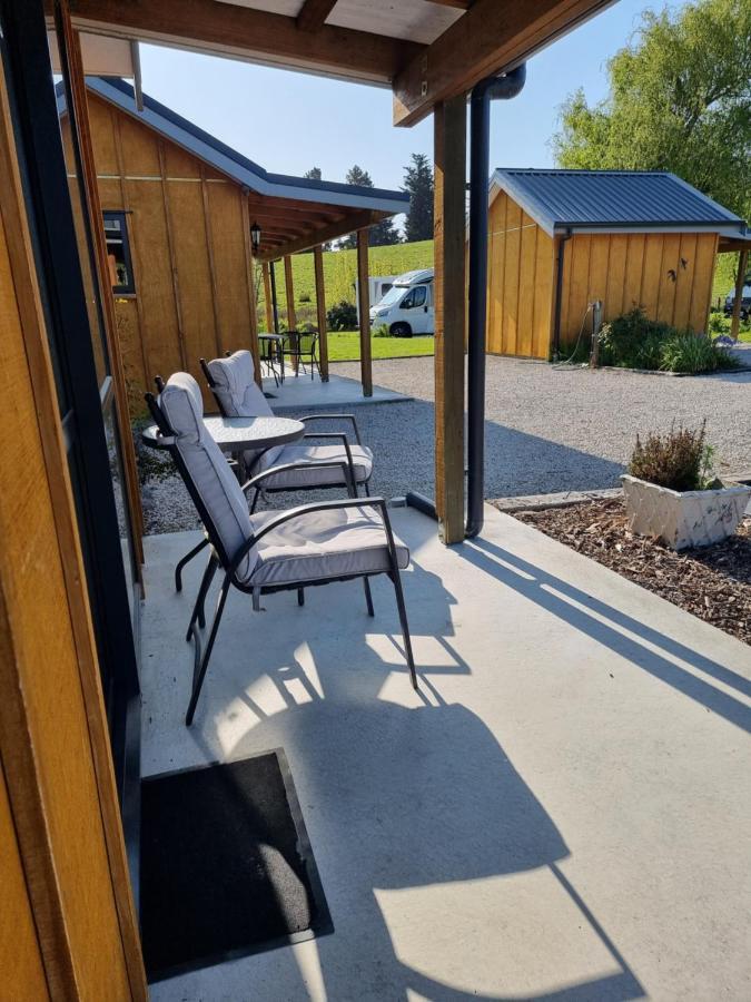 Cheviot Motels, Cabins And Camp エクステリア 写真